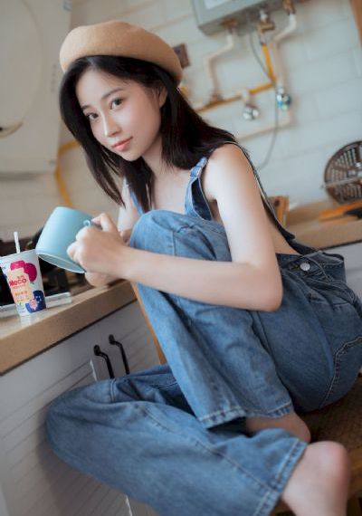 12-14美女的隐私视频_超清在线视频播放